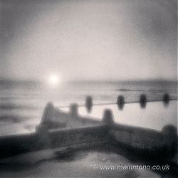 Sunrise at Coogee Rockpool